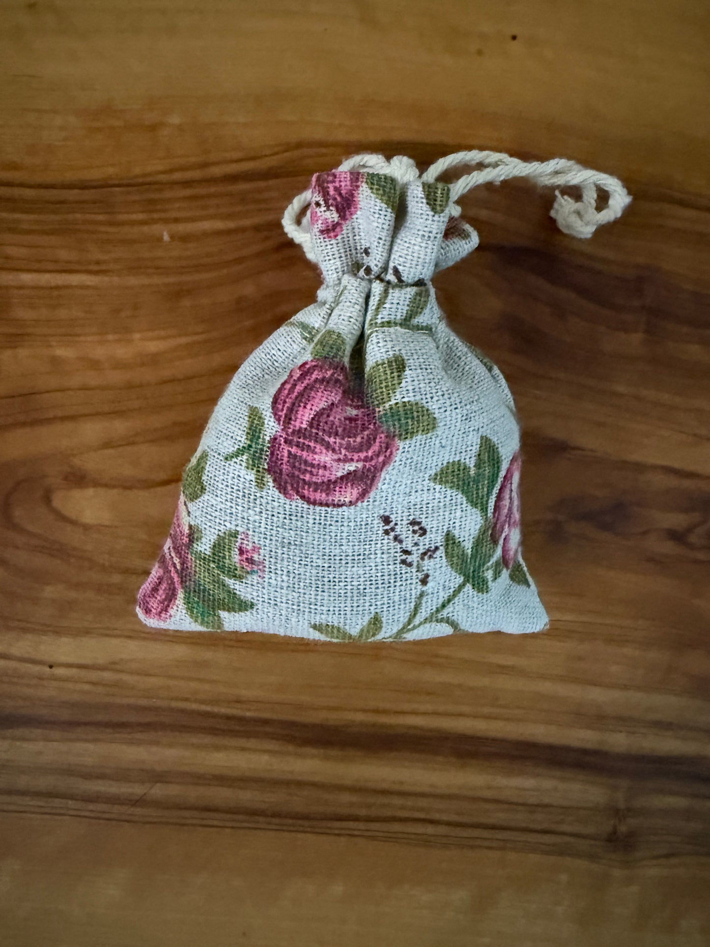 Small Sachet